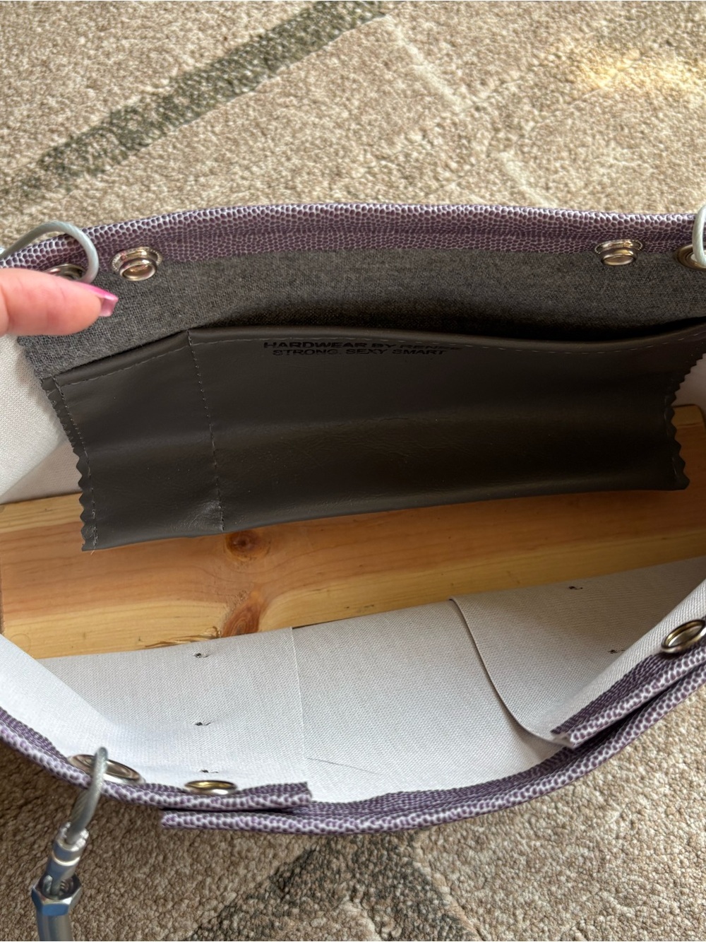 Hardwear by Renee industrial-chic handbag Lavender Purple Runway Purse wood - Picture 7 of 11